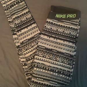 Nike pro leggings